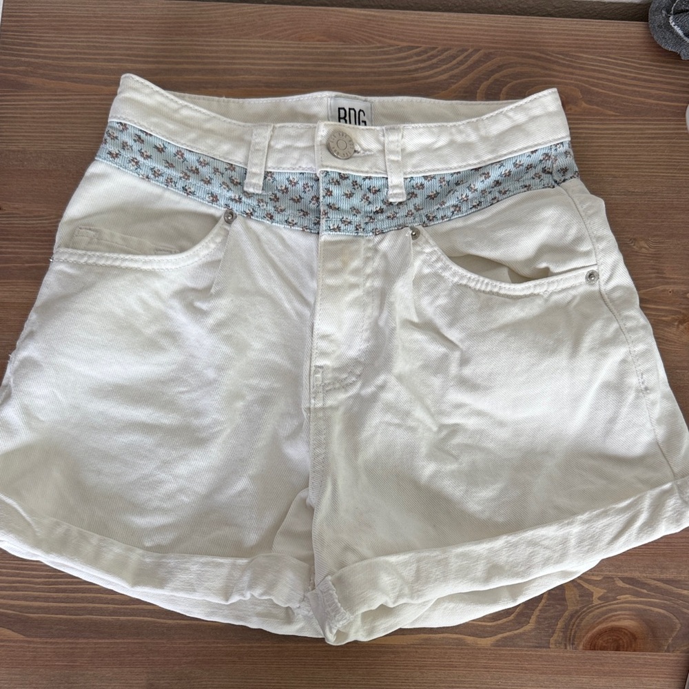Women's White and Blue Patterned Shorts